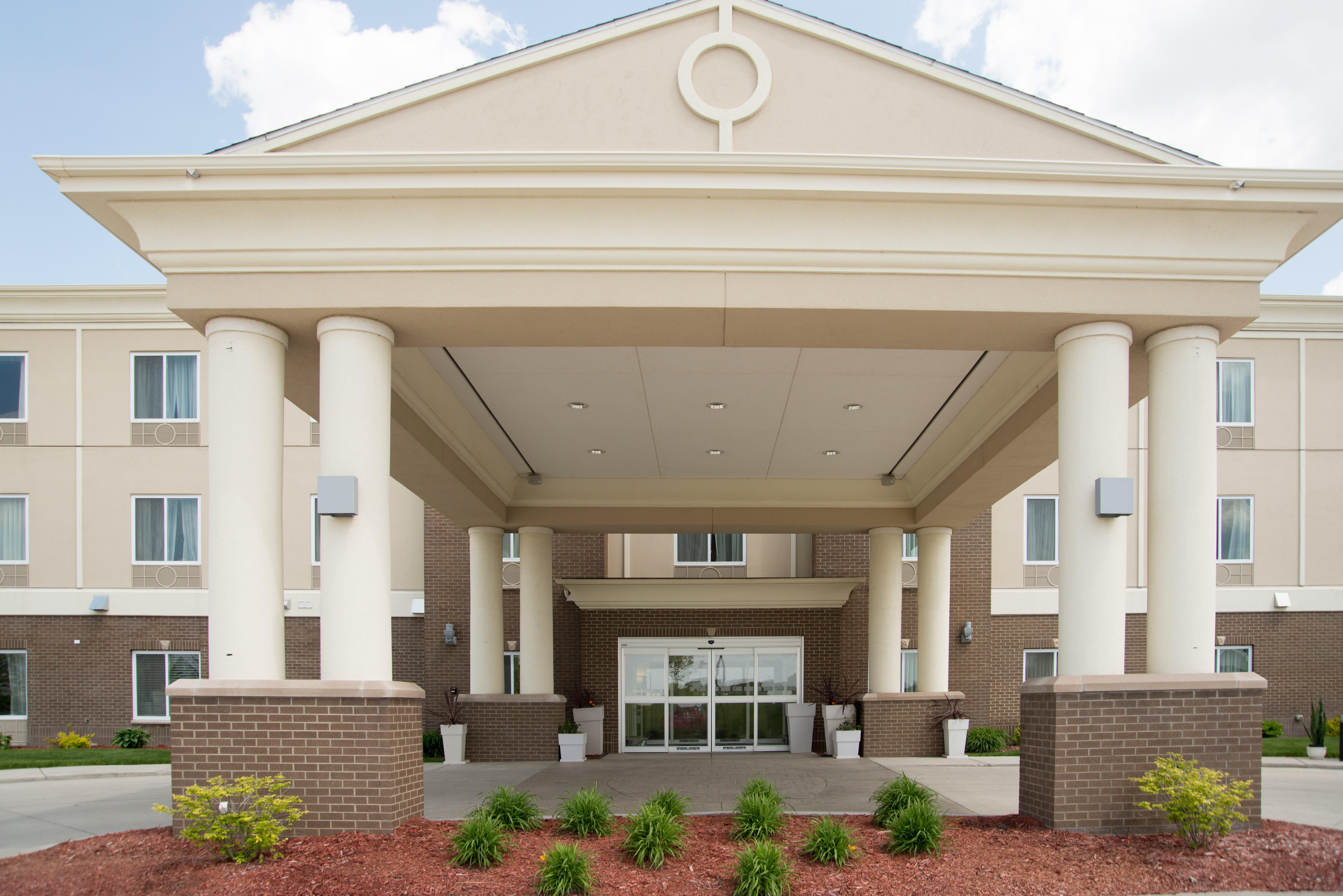 Holiday Inn Express - Albert Lea By Ihg Bagian luar foto