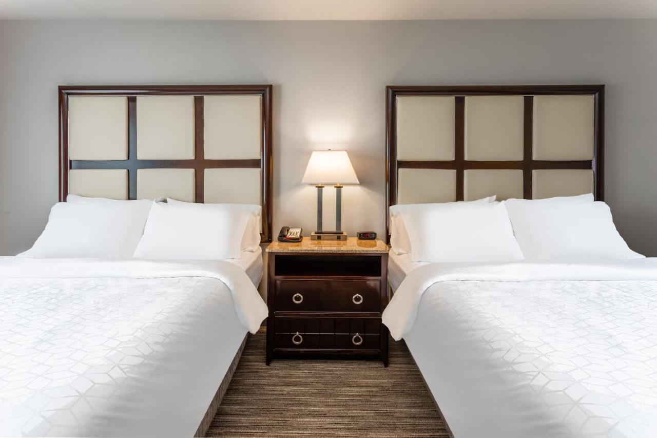 Holiday Inn Express - Albert Lea By Ihg Bagian luar foto